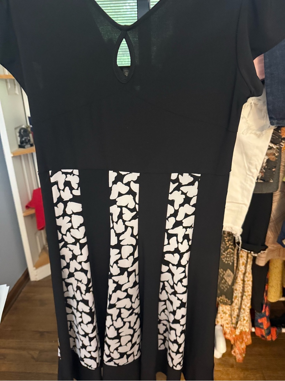 MSK Black & White Twist-Front Midi Dress - Picture 4 of 7